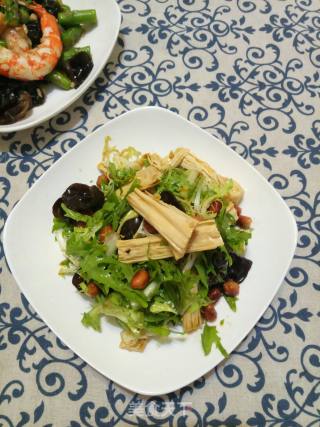 Bitter Chrysanthemum Fungus Mixed with Yuba recipe