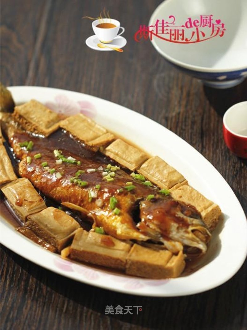 Yellow Croaker Braised Tofu recipe