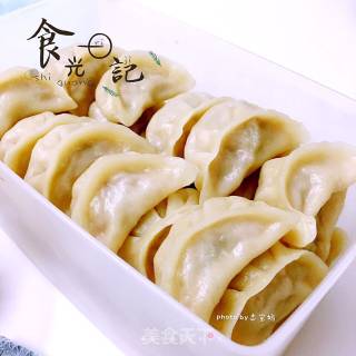 #trust之美# Steamed Dumplings with White Radish and Pork Stuffing recipe