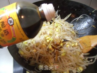 Soy Sprouts with Minced Meat and Pickles recipe