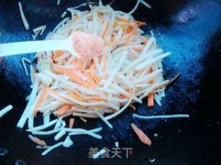 Stir-fried Sweet Bamboo Shoots with Carrots recipe