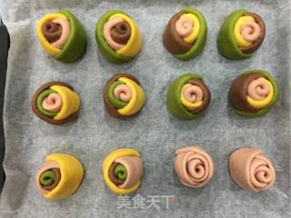 # Fourth Session Baking Contest# Making Erotic Bread with Colorful Roses recipe
