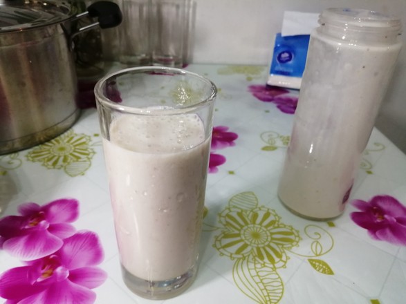 Banana Milkshake recipe