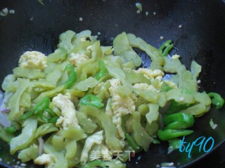 Bitter Gourd Scrambled Eggs recipe