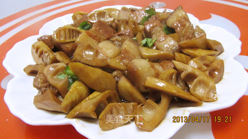 Braised Pork Belly with Spring Bamboo Shoots recipe