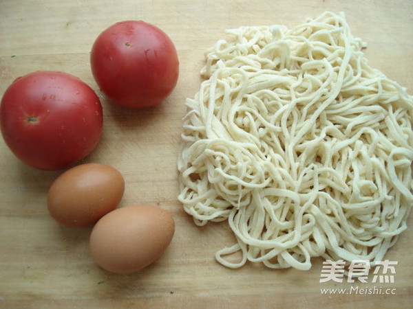 Tomato and Egg Noodles recipe