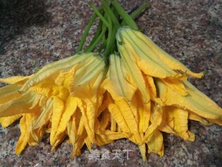 Fried Pumpkin Flowers recipe