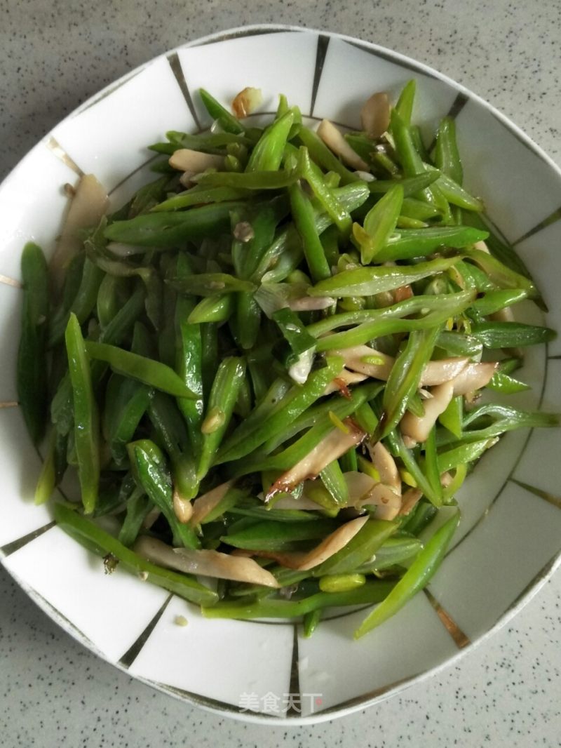 Fried Lentils with Eryngii Mushrooms recipe