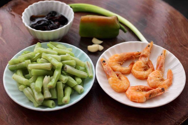 Sea Shrimp, Kidney Beans, Fungus, Seasonal Vegetable Bento recipe