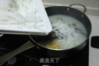 #信之美# Carp Soup with Shredded Carrot recipe