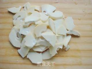 Sweet Bamboo Shoot Bone Soup recipe