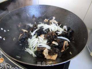 Fried Fungus with Sliced Pork recipe