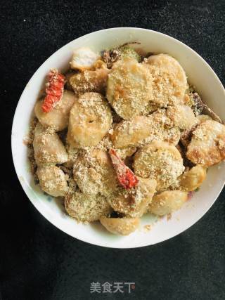 Rice Noodles with Pork Belly and Steamed Taro recipe