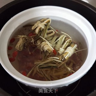 Wick Ophiopogon Lean Meat Soup recipe