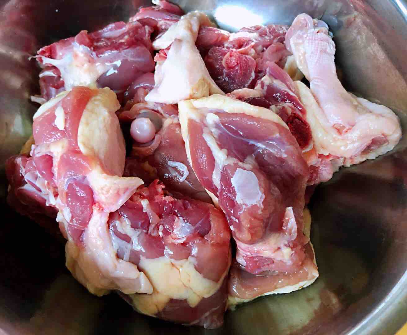 Duck Leg Stewed with White Radish recipe