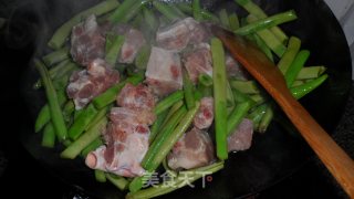 Home Cooking-kidney Beans and Potatoes Braised Pork Ribs recipe