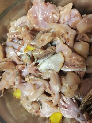 Abalone, Bullfrog and Chicken Pot recipe