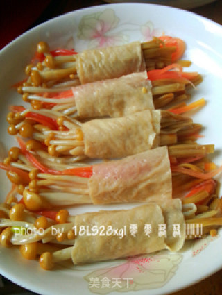 Spicy Tofu Skin Rolls with Seasonal Vegetables recipe