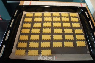 [my Baking Time] One of My Favorite Biscuits---egg Yolk Crispy Biscuits (caramel, Printing) recipe