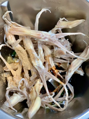 Duck Tongue with Sauce recipe