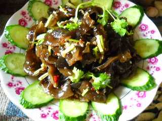 Spicy Fragrant Black Fungus recipe