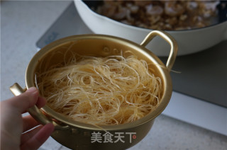 Fried Vermicelli with Seafood recipe