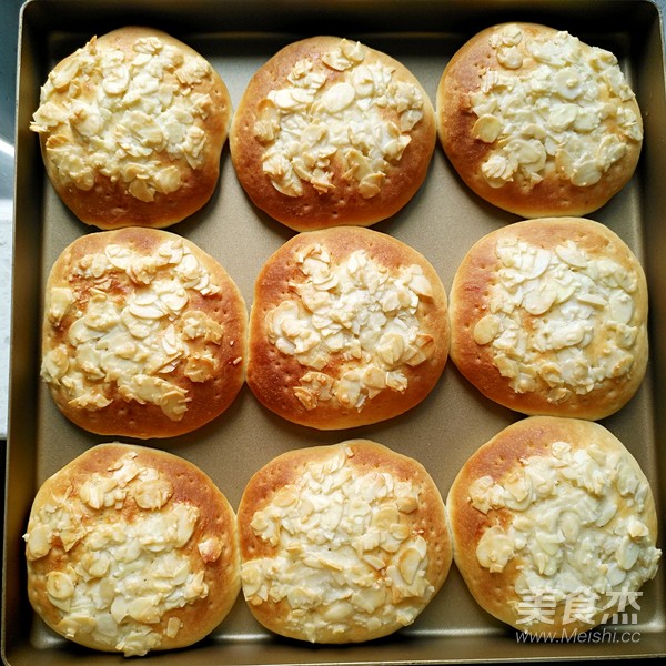 Almond Crispy Bread recipe