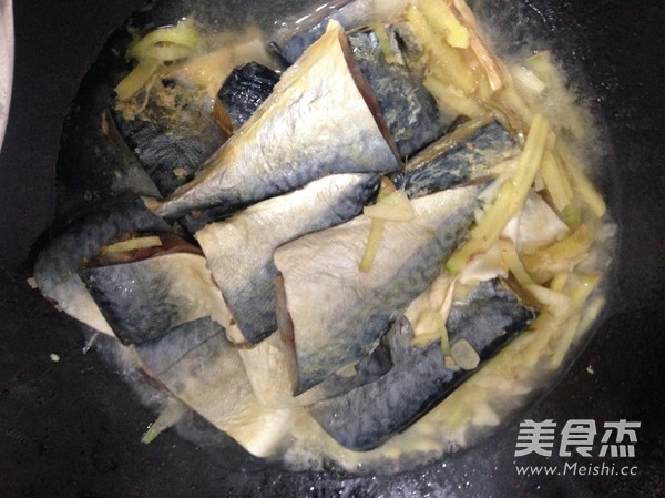 Wine-flavored Dried Mackerel recipe