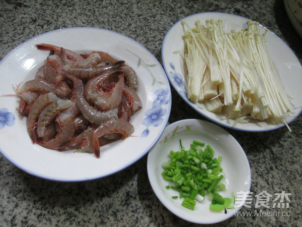 Stir-fried Sea Prawns with Enoki Mushrooms recipe