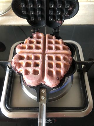 Kale Multigrain Nut Waffles recipe