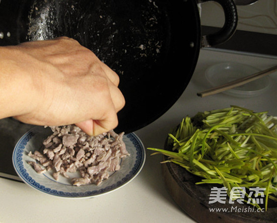 Shredded Pork with Garlic recipe