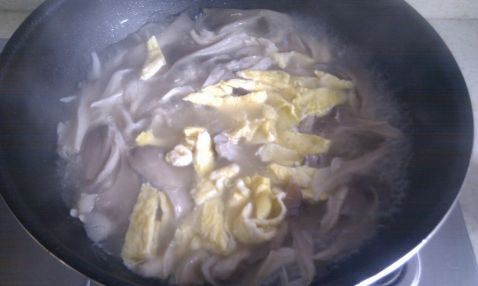 Egg Skin Mushroom Soup recipe