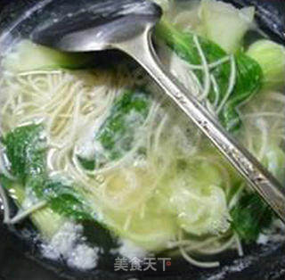 Noodle Soup with Eggs and Vegetables recipe