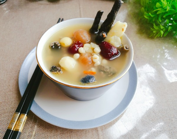 Black Chicken, Lotus Seed and Yam Soup recipe