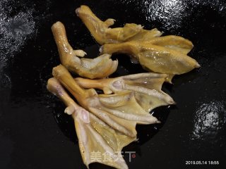 Fried Duck Feet recipe