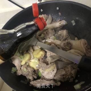 Chicken Stewed with Mushrooms recipe