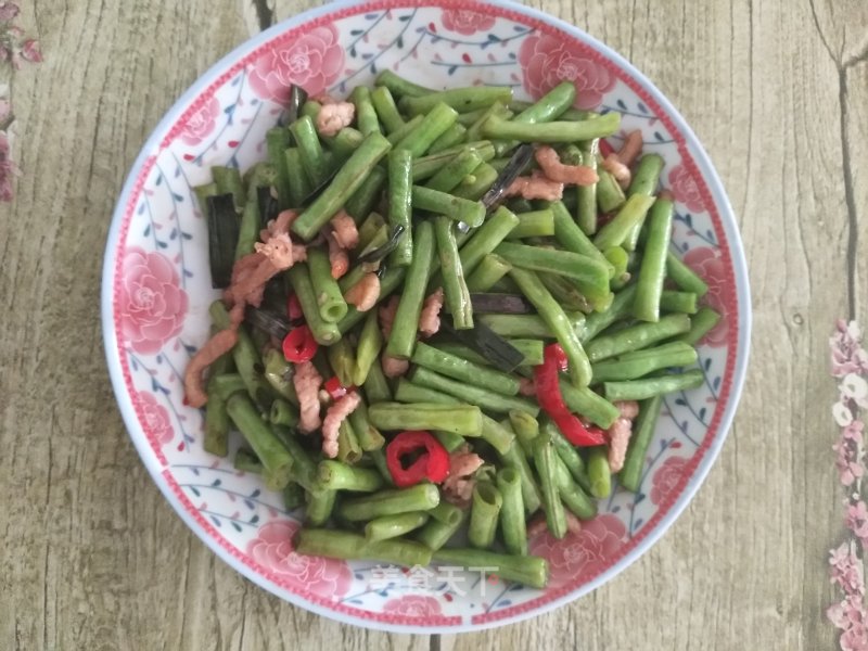 Stir-fried Pork with Beans recipe