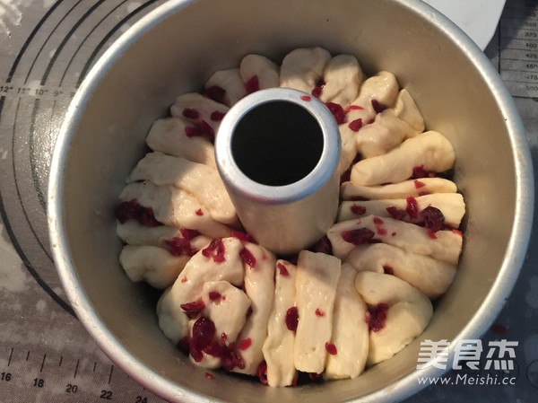 Condensed Milk Cranberry Shredded Bag recipe