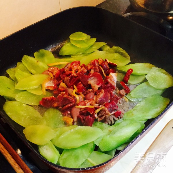 Stir-fried Chicken Gizzards with Mixed Vegetables recipe