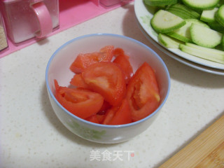 Stir-fried Zucchini with Tomatoes recipe
