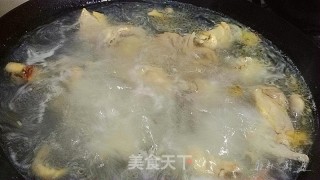 Stewed Chicken with Fungus recipe