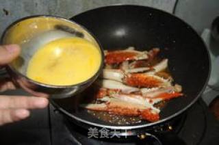 Fried Crab Feet with Eggs recipe