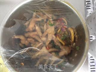 Cold Chicken Feet recipe