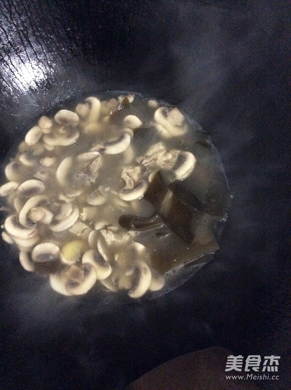 Fresh Mushroom Soup recipe
