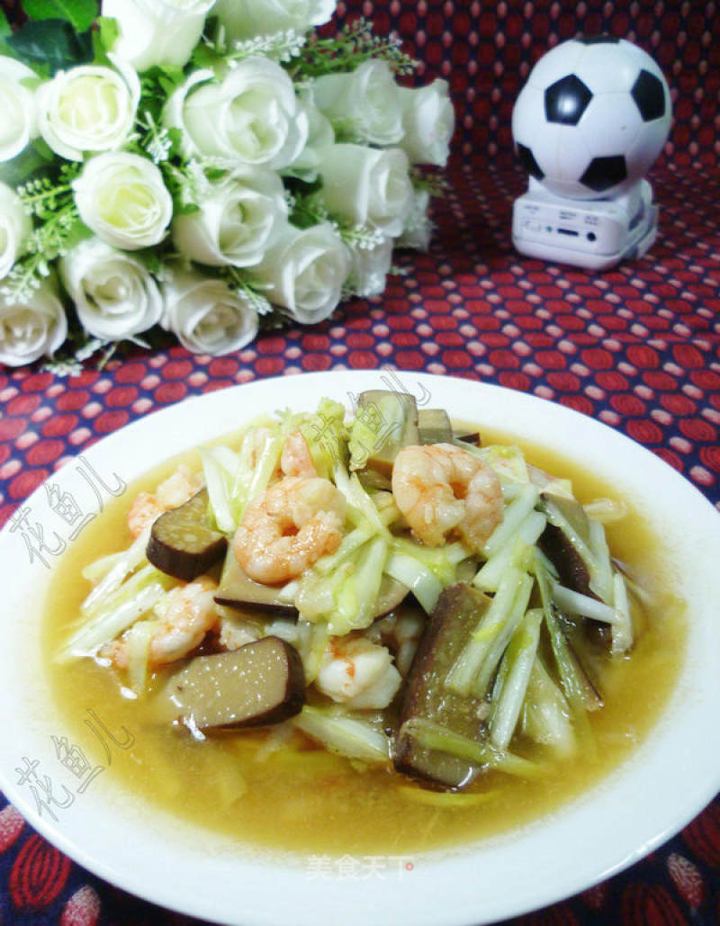 Scrambled Eggs with Shrimp and Leek Sprouts recipe
