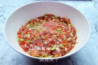 Loofah and Carrot Buns with Minced Meat recipe