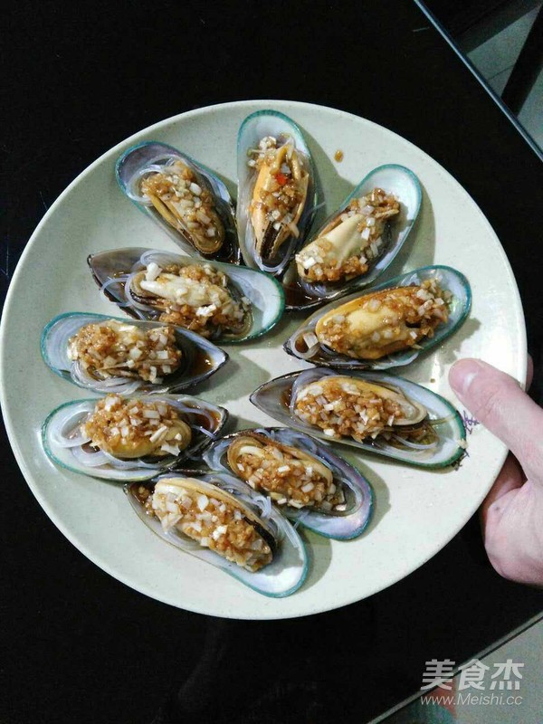 Steamed Mussels in Soy Sauce recipe