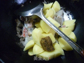 Curry Potato Mantis Shrimp recipe