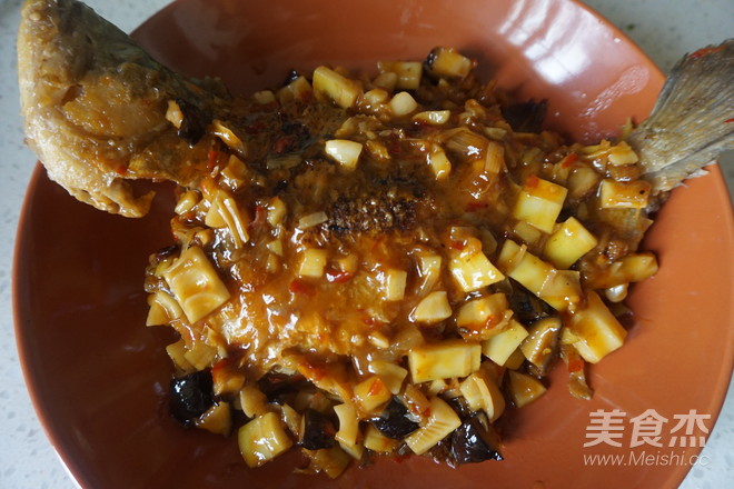 Qingming Spring Bamboo Shoots Roasted Sea Bass recipe