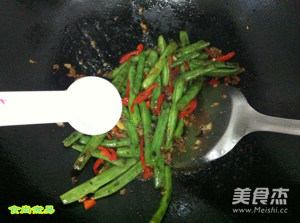 Stir-fried String Beans recipe